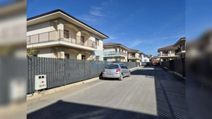 Casa superba la cheie, strada privata, central Dezmir. - imagine 5