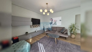 Casa superba la cheie, strada privata, central Dezmir. - imagine 13