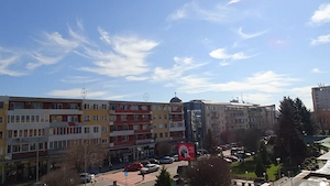 Inchiriez apartament 2 camere in Deva, zona ultracentrala, pe Bld. 1 Decembrie, etaj 2,  - imagine 15