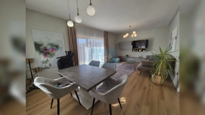 Casa superba la cheie, strada privata, central Dezmir. - imagine 12