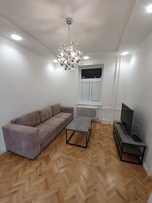 De inchiriat apartament cu o camera in zona Soarelui
