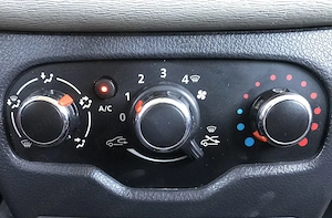 Dacia Lodgy SCe 100 Ambiance - imagine 17