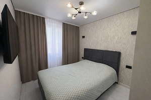Apartament de 2 camere  de inchiriat in zona Eroii Revolutiei - imagine 2