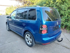 Volkswagen turan highline 2.0 TDI  - imagine 4