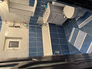 Vând apartament cu două camere 