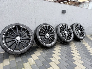 Vând Jante Originale Mercedes 225/45 R 19 cu tot cu anvelope all season în stare bună ‼️ - imagine 4