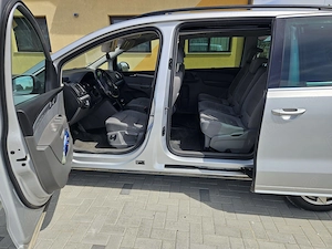 VW Sharan 7 locuri