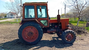 Vand 2 tractoare mtz si jd - imagine 3