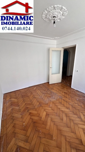 Apartament 3 camere, decomandat   Str. 1 Decembrie, Dărmănești - imagine 7