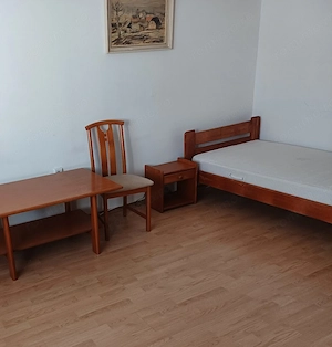De inchiriat apartament cu o camera in zona Bastion