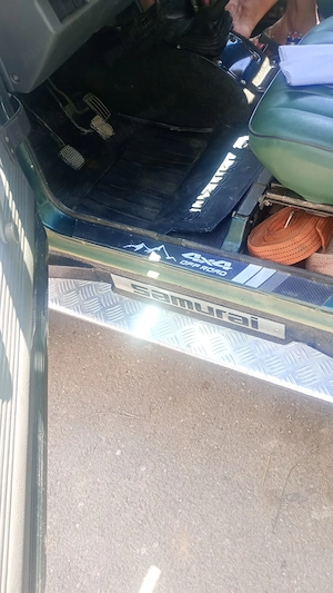 suzuki samurai restaurat si pregatit de scandal - imagine 8