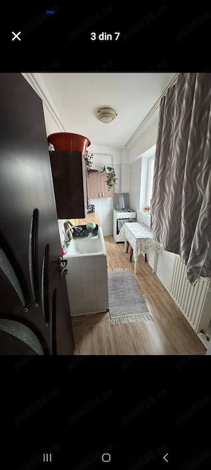 Garsoniera lângă Catedrala Ostroveni și alta în 1 Mai - imagine 3