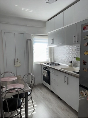 Inchiriez apartament cu 2 camere in regim hotelier - imagine 3