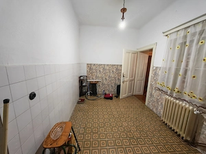 Vand casa D+P+E,zona Bld.Victor Babes - imagine 9