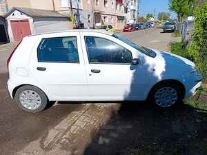 Fiat Punto 2007 1,2l benzină  - imagine 3