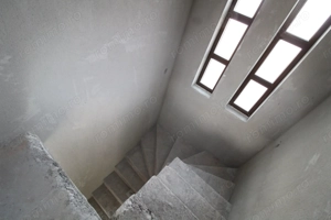 Casă P + 1, central, vis-a-vis de Stadionul Municipal - imagine 8