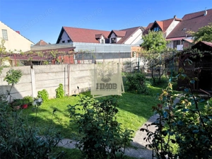 Apartament la casa 76 mpu pivnita 30 mp |terasa zona Lupeni