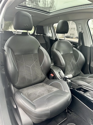 Peugeot 2 km Crossway Moduri de condus Panoramic Carplay  Rate Garantie - imagine 8