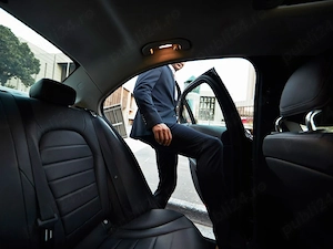 angajam soferi uber - bolt cu sau fara masina personala  - imagine 5