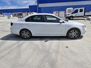 Vw jetta,2.0 tdi,an 2016 - imagine 3