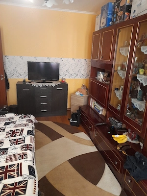 Vand apartament . - imagine 4