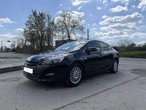 Opel Astra J Sedan  - imagine 2