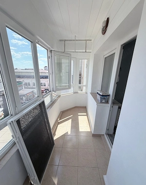 Inchiriez apartament spatios zona ultracentrala - imagine 8