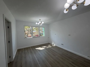 Etaj 1 renovat si izolat - imagine 5