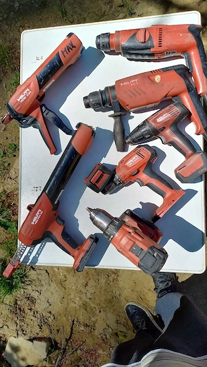 Scule Hilti