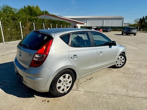Vand Hyundai I30 benzina - imagine 4