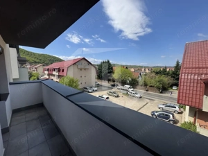 Apartament 3 camere, 2 bai, parcare subterana zona Sub Cetate - imagine 11