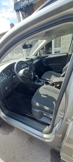 Volkswagen Tiguan, cutie automata - imagine 4