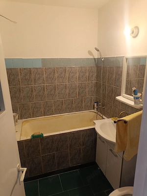 Vand apartament cu 3 camere zona Take Ionescu,str.Vasile Lucaci 