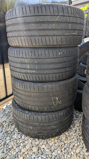 set 4 anvelope vara 245/40/18 Hankook , DOT 3723