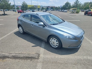 Volvo V 40 - imagine 2