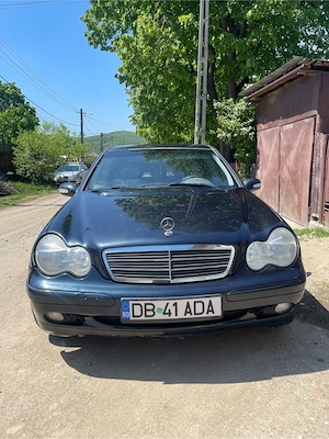 Mercedes C200 CDI 2004, piele, jante originale, acte valabile, 2200  - imagine 7