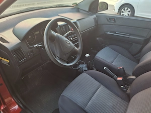 vand Hyundai Getz 2009 benzina motor 1.1; pret 2000 Euro negociabil; telefon   - imagine 4