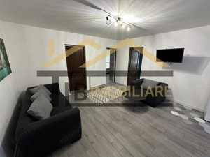 Apartament de 3 camere, 70mp, parcare, Zona Semi-Central - imagine 2