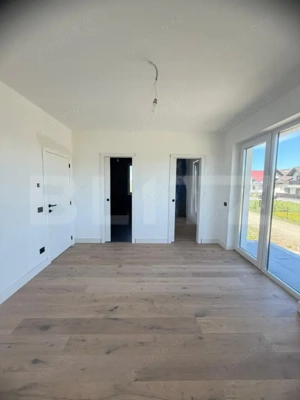 Casa superba, 5 camere, 126 mp, 6 ari teren, zona Patrauti - imagine 4