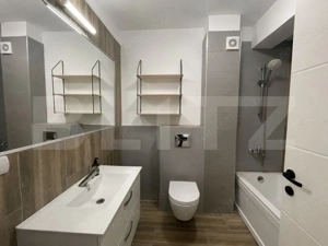Apartament nou, 2 camere, 55 mp, balcon generos, parcare, zona Terra - imagine 4
