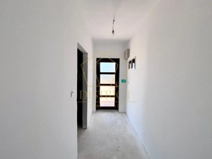 COM0% Casa moderna cu 4 camere si garaj | Dumbravita - imagine 13