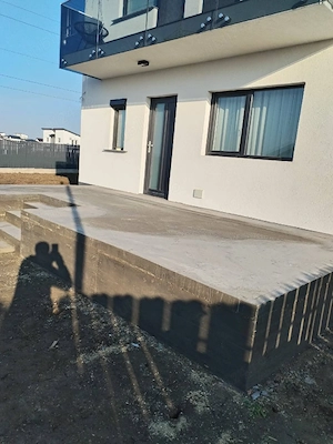 Construcții 