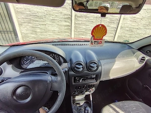 Dacia Sandero  - imagine 4