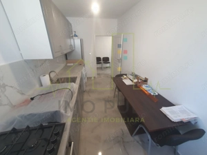 Etaj 1. Mobilat si utilat. Loc de parcare. Bucatarie separata. Decomandat - imagine 2