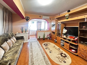 Apartament 4 camere Micro 39B