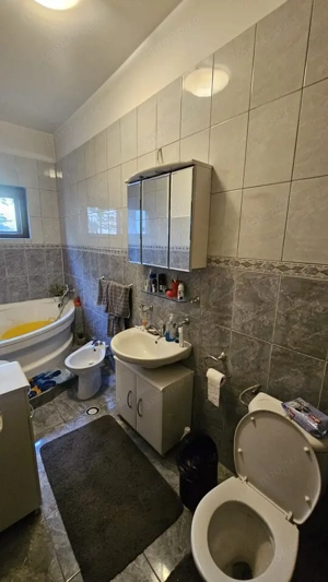 Casă ULTRACENTRALĂ + garaj – ideală firmă sau locuință  - imagine 14