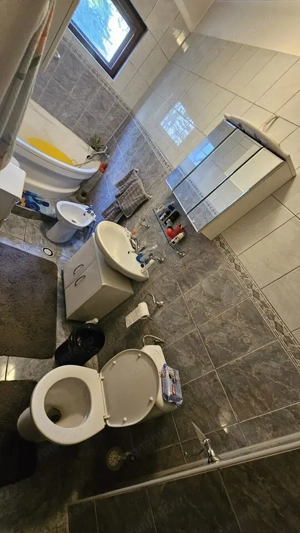 Casă ULTRACENTRALĂ + garaj – ideală firmă sau locuință  - imagine 19