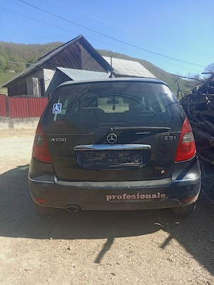 Vând pentru piese Mercedes a class 180 Model 2011  - imagine 3