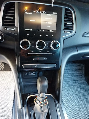 Vând Renault megane 4 - imagine 2