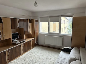 Apartament 2 camere nedecomandat